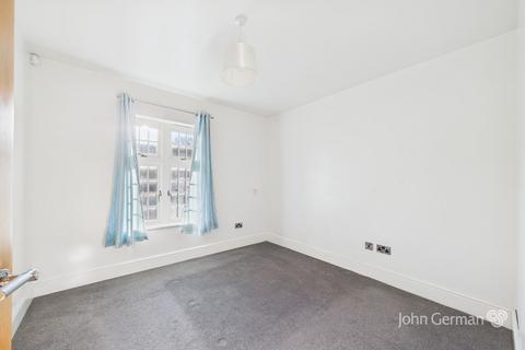 2 bedroom ground floor flat for sale, Bosworth House, South Street
