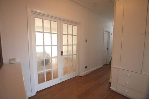 4 bedroom semi-detached house to rent, Perryn Road, London