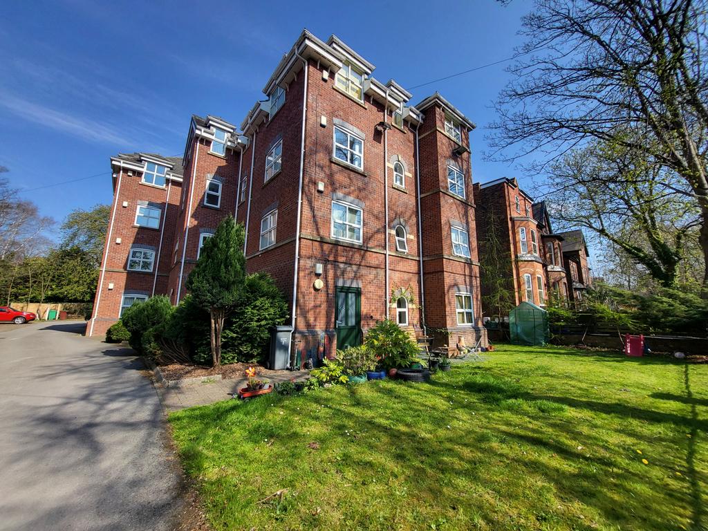 2 Bed 2 Bathroom Apartment FOR SALE