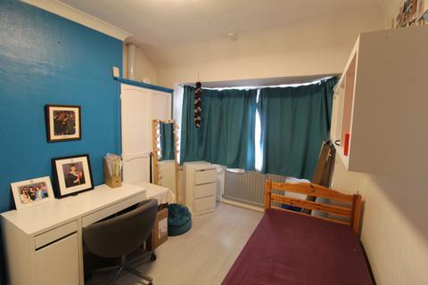 3 The Fairway, Northolt, UB5 4SL
