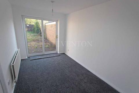 undefined, Castlecroft Avenue, Castlecroft, Wolverhampton, WV3