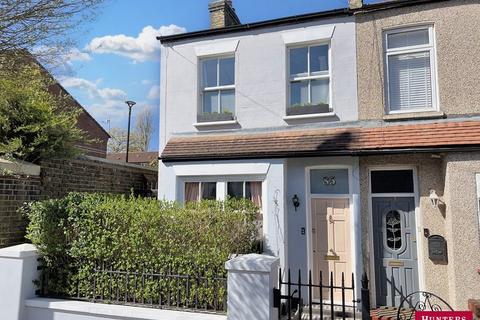 85 Brunswick Crescent, London, N11 1EE