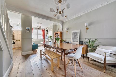 85 Brunswick Crescent, London, N11 1EE
