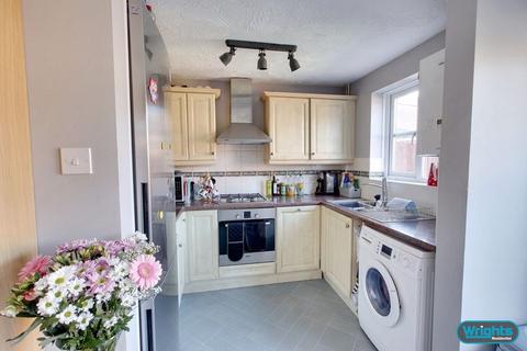 6 Taylors View, Trowbridge, BA14 8TG