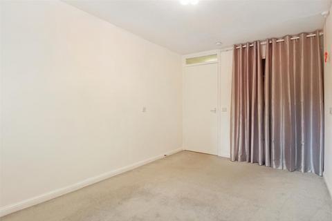 1 bedroom retirement property for sale, Stockbridge Road, Chichester