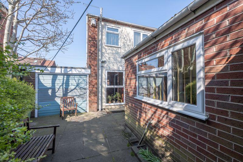 Rear garden...
