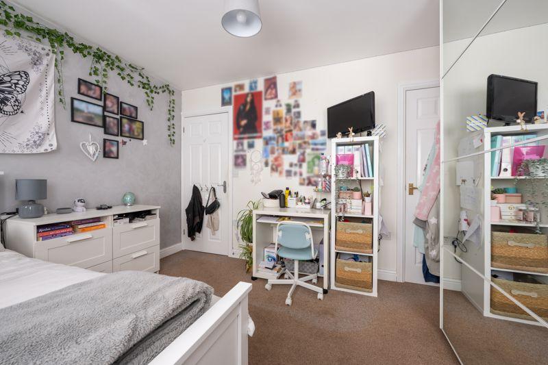 Bedroom no 2 (2)