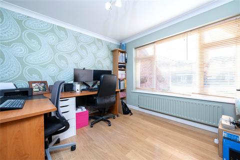 6 Curlew Walk, Deeping St James, Peterborough, PE6 8RY