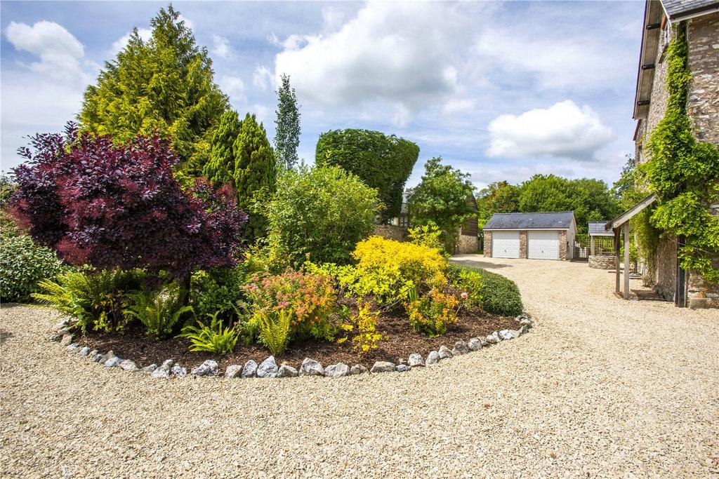 Drive and Garages