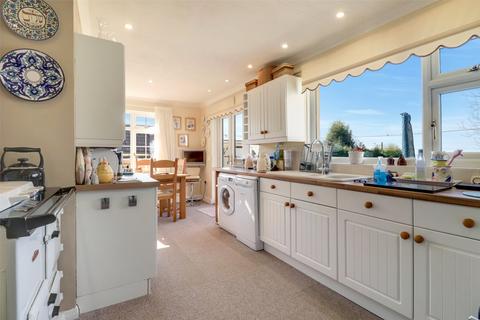 9 Dartmoor View, Chulmleigh, EX18 7BN