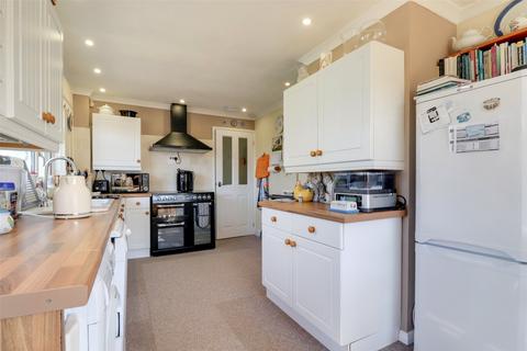 9 Dartmoor View, Chulmleigh, EX18 7BN