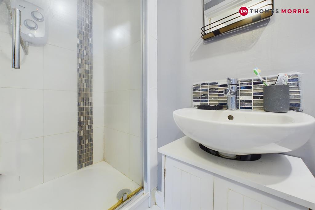 Shower-Room