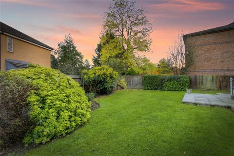 2 bedroom retirement property for sale, Manor Farm Court, Egham TW20