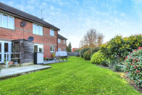 2 bedroom retirement property for sale, Manor Farm Court, Egham TW20
