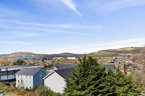 1 bedroom flat for sale, Radnor Park Avenue, Folkestone, CT19