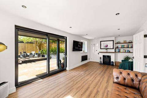 3 bedroom detached house for sale, West Lawn Gardens, Sandgate, Folkestone, CT20