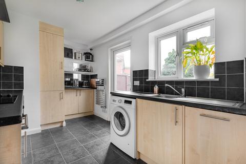 331a Hook Road, Epsom, KT19 8QU