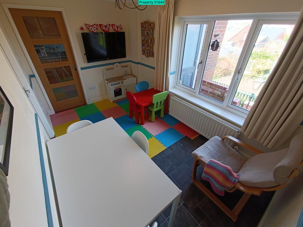 Playroom/Snug