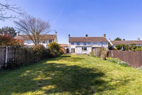 26 Bluemans, North Weald, Epping, CM16 6EU