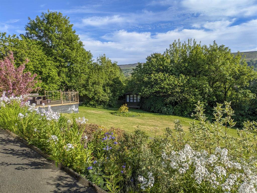 The grange Garden 2-1.JPG