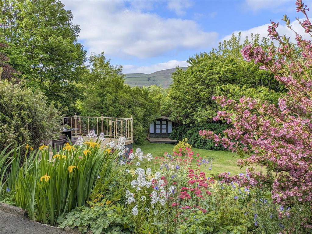 The Grange Garden-1.JPG