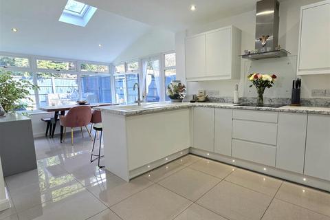 9 Halifax Close, Hilton, Derby, DE65 5HH