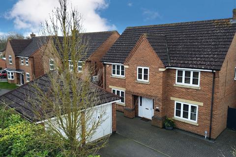 4 bedroom detached house for sale, Elm Grove, Wootton Fields, NN4