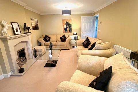 4 bedroom detached house for sale, Elm Grove, Wootton Fields, NN4