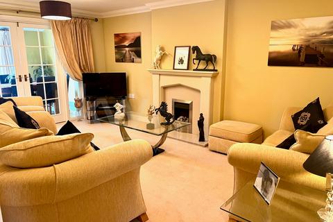 4 bedroom detached house for sale, Elm Grove, Wootton Fields, NN4