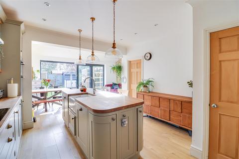 undefined, Woodfield Park Drive, Leigh-On-Sea SS9