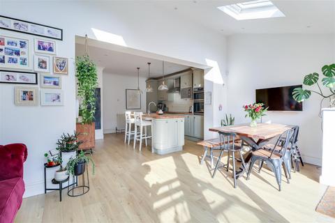 undefined, Woodfield Park Drive, Leigh-On-Sea SS9