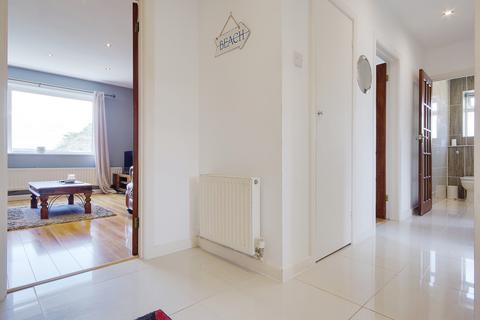 2 bedroom apartment for sale, Brownsea Road, Sandbanks, Poole, Dorset, BH13