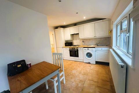 1 bedroom bungalow to rent, Horn Lane, Acton W3