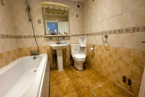 1 bedroom bungalow to rent, Horn Lane, Acton W3