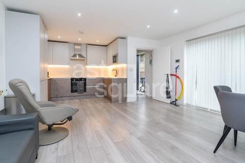 2 bedroom flat to rent, Montpelier Rise, London NW11