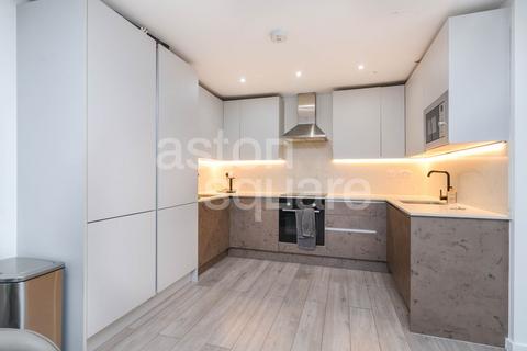 2 bedroom flat to rent, Montpelier Rise, London NW11