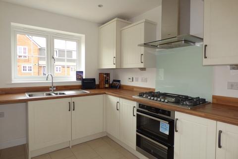 3 bedroom end of terrace house for sale, Saunders Avenue, Bishopdown SP1