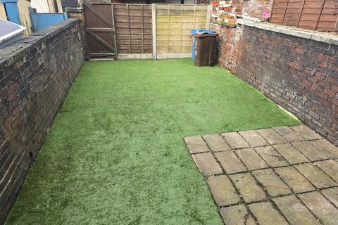 173 Denton Lane, Chadderton, Oldham, OL9 9DQ