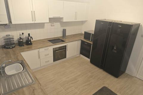 173 Denton Lane, Chadderton, Oldham, OL9 9DQ
