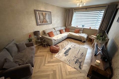 83 Cathedral Road, Chadderton, Oldham, OL9 0RG