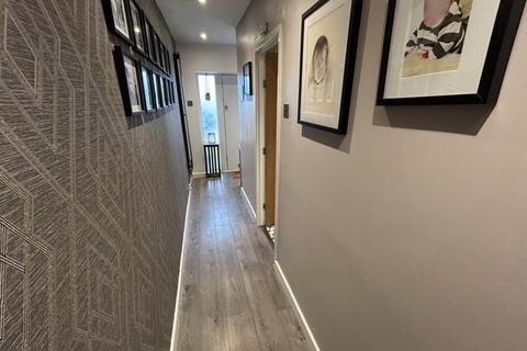 83 Cathedral Road, Chadderton, Oldham, OL9 0RG