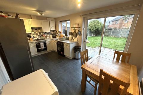 71 Cairnwell Road, Chadderton, Oldham, OL9 0NF