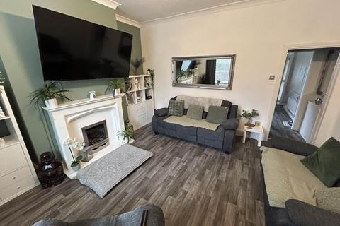 2 bedroom terraced house for sale, Whitegate Lane, Oldham