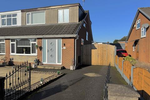 26 Chichester Crescent, Chadderton, Oldham, OL9 0RW