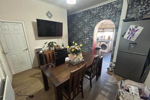 123 Denton Lane, Chadderton, Oldham, OL9 9DH
