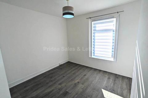 undefined, Lumley Place, Lincoln