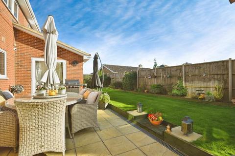 1 Armstrongs Close, Weston, Spalding, PE12 6JG