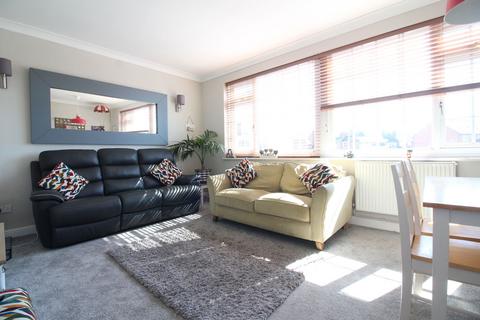 21 Albion Parade, Kingswinford, DY6 0NP