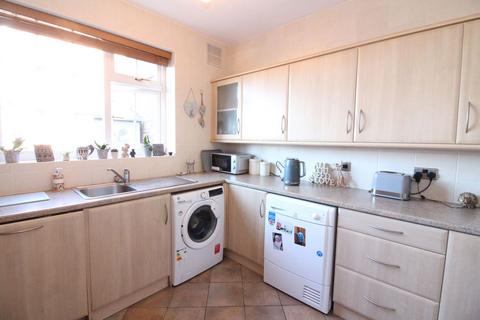 21 Albion Parade, Kingswinford, DY6 0NP
