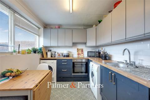 2 bedroom maisonette for sale, Grantham Court, Riverside, Colchester, Essex, CO1